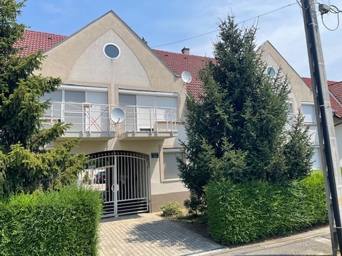 Harkány, Szent István utca 60-62
