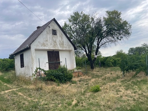 Siklós, zártkert 3063, 3060/2, 3060/3 hrsz